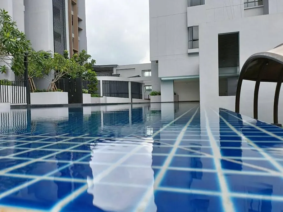 Sky Trees 2 Bedroom 1 Living Room Netflix Private Car Park Johor Bahru 0*,