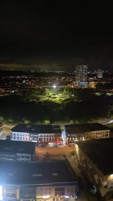 Apartamento Sky Trees 2 Bedroom 1 Living Room Netflix Private Car Park Johor Bahru