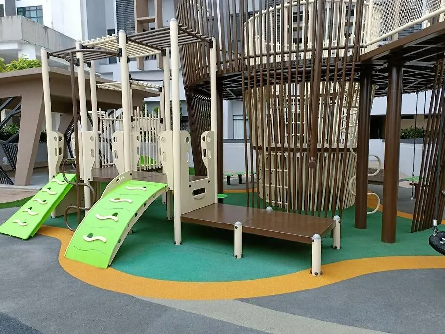 Sky Trees 2 Bedroom 1 Living Room Netflix Private Car Park Johor Bahru Malásia